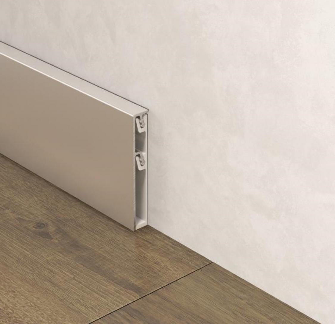 Plinta-din-aluminiu-cu-H7cm-Metal-Line-105-Profilpas