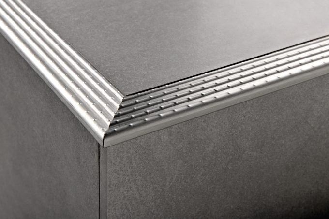 Profil treapta din inox antiderapant Prostair-ACC