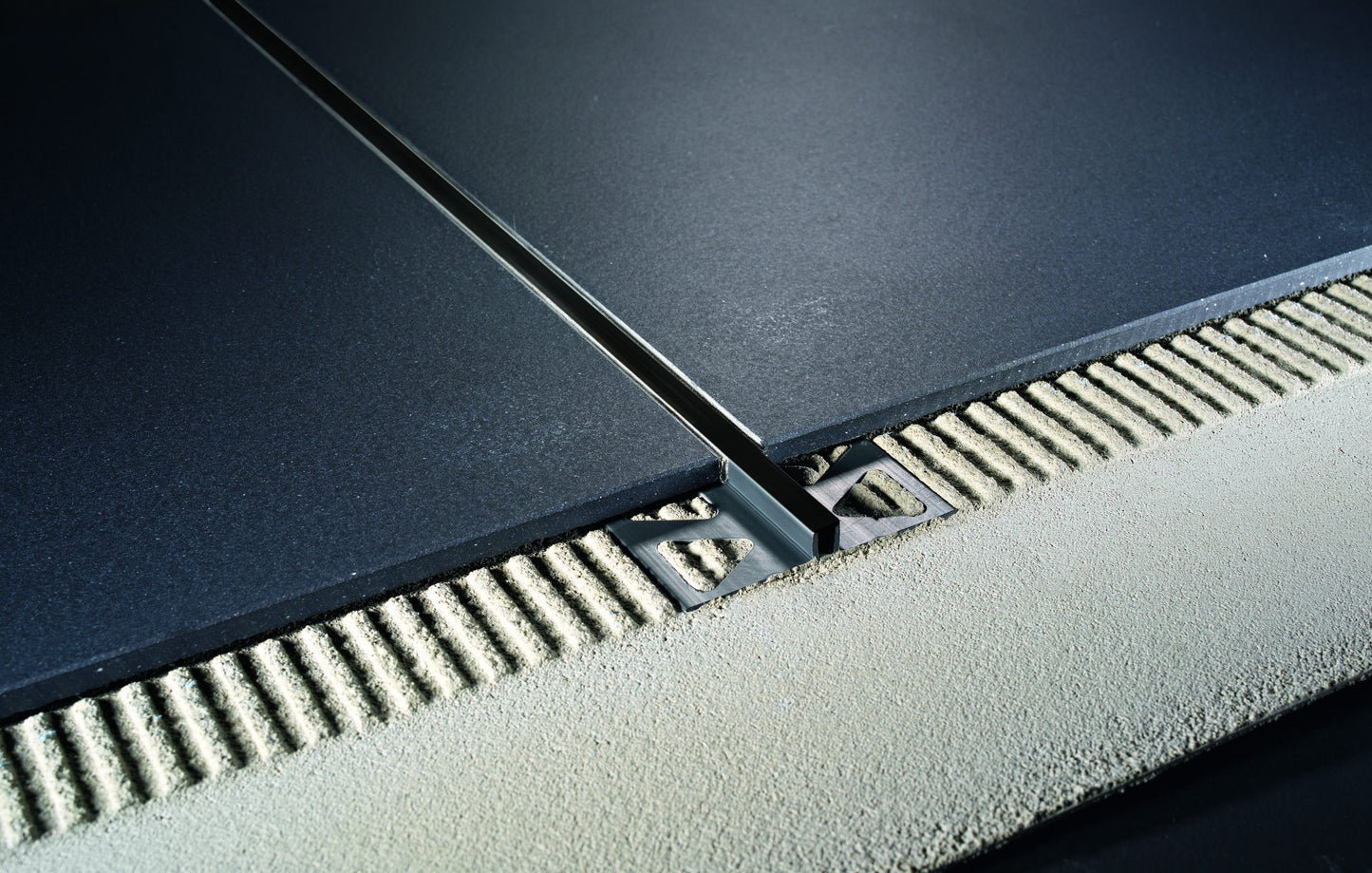 Profil dilatare invizibil negru Profiltec Coflex CAJ-P51