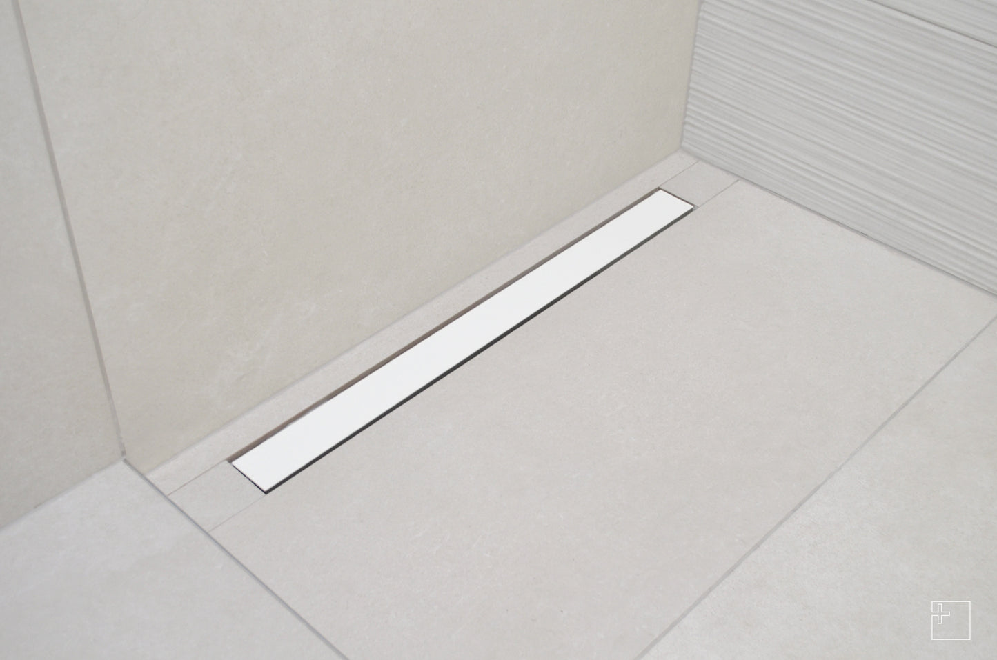 Rigola alb mat dus walk-in Showertec STL C AM11