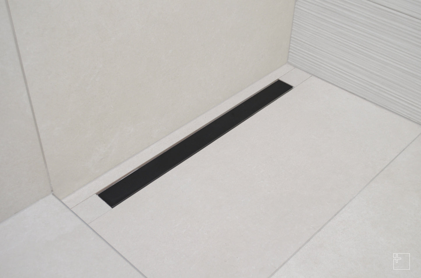 Rigola negru mat dus walk-in Showertec STL C A65